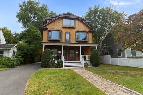 2-33 Douglas Ave, Stamford, CT, 06906-1306 | Card Image