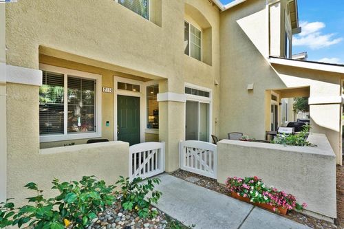 unit-3-211 Wildrose Cmn, Livermore, CA, 94551-7540 | Card Image