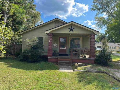 1120 Oshaughnessy Ave Ne, Huntsville, AL, 35801-6261 | Card Image