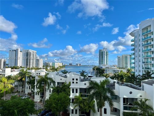 608-7900 Harbor Island Dr, North Bay Village, FL, 33141-4284 | Card Image