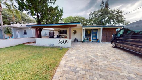 3509 Saxon Dr, NEW SMYRNA BEACH, FL, 32169-3638 | Card Image