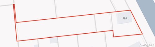 1184 Lakeland Ave, Bohemia, NY, 11716-3315 | Card Image