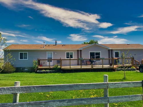26 1 Street E, Hill Spring, AB, T0K1E0 | Card Image