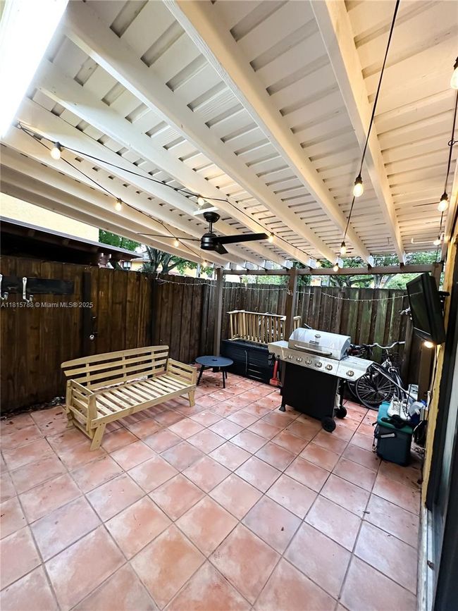 APT-902 - 5975 Sw 137 Th Ave, Townhouse with 2 bedrooms, 3 bathrooms and null parking in Miami FL | Image 7