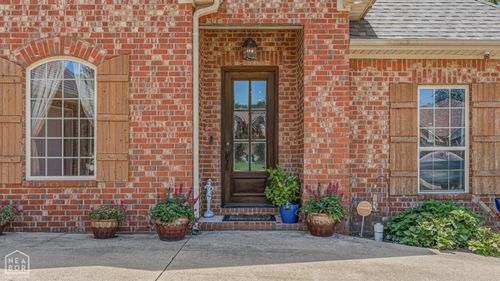 2001 Jamestown Dr, Jonesboro, AR, 72404-9193 | Card Image