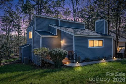 1121 Mai Kai Way, Tega Cay, SC, 29708-8520 | Card Image