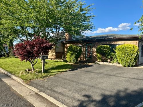 11 Demarest Pl, Piscataway, NJ, 08854-2601 | Card Image