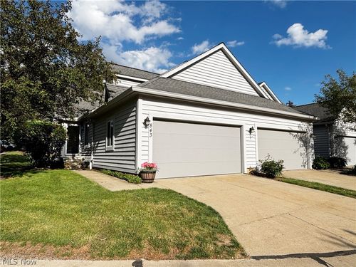 843 Arboretum Cir, Northfield, OH, 44067-2382 | Card Image