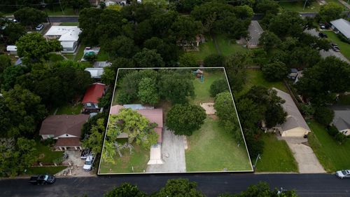 1206 Sherrard St, Burnet, TX, 78611-1318 | Card Image