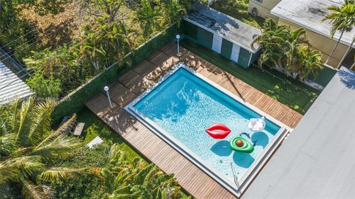 620 Sw 22nd Rd, Miami, FL, 33129-1918 | Card Image