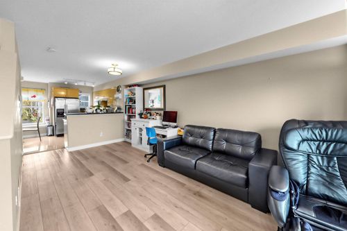 19-7100 Lynnwood Dr, Richmond, BC, V7C5S8 | Card Image