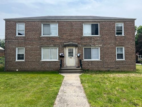 8143 S Colfax Ave, CHICAGO, IL, 60617-1203 | Card Image