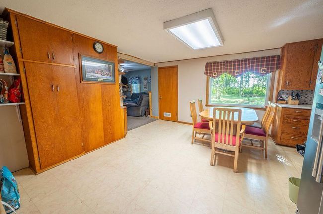 Dining Area | Image 6