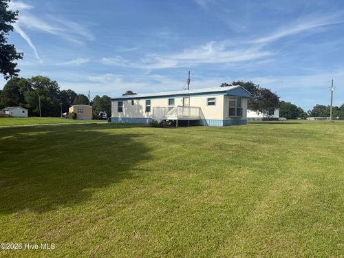 230 Drummer Kellum Rd, Jacksonville, NC, 28546-9307 | Card Image