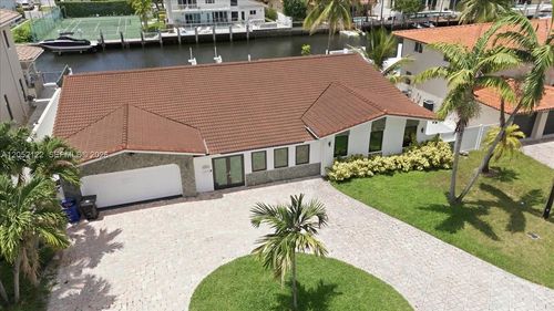 3321-3321 Ne 170th St, North Miami Beach, FL, 33160-3071 | Card Image
