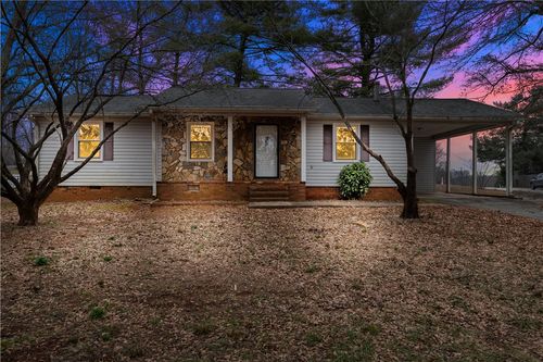 310 Old Furnace Rd, BOILING SPRINGS, SC, 29316-9386 | Card Image