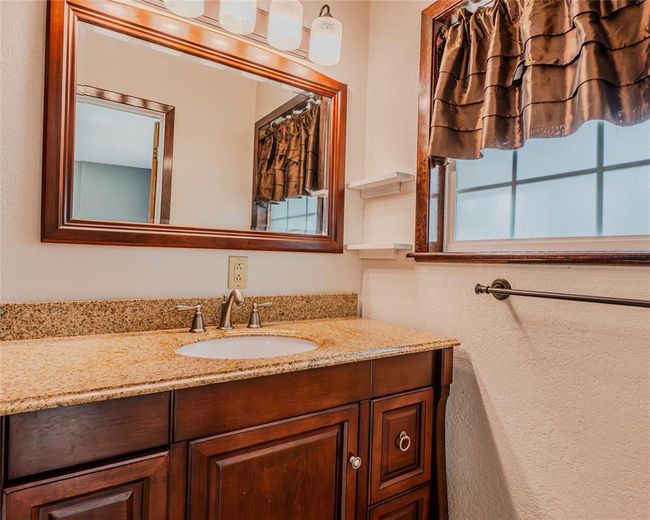 4311 Cr 417 Hoffman Rd, House other with 4 bedrooms, 2 bathrooms and 2 parking in Markham TX | Image 19