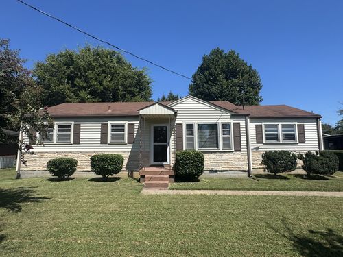 319 E Forrest Ave, Lebanon, TN, 37087-2343 | Card Image
