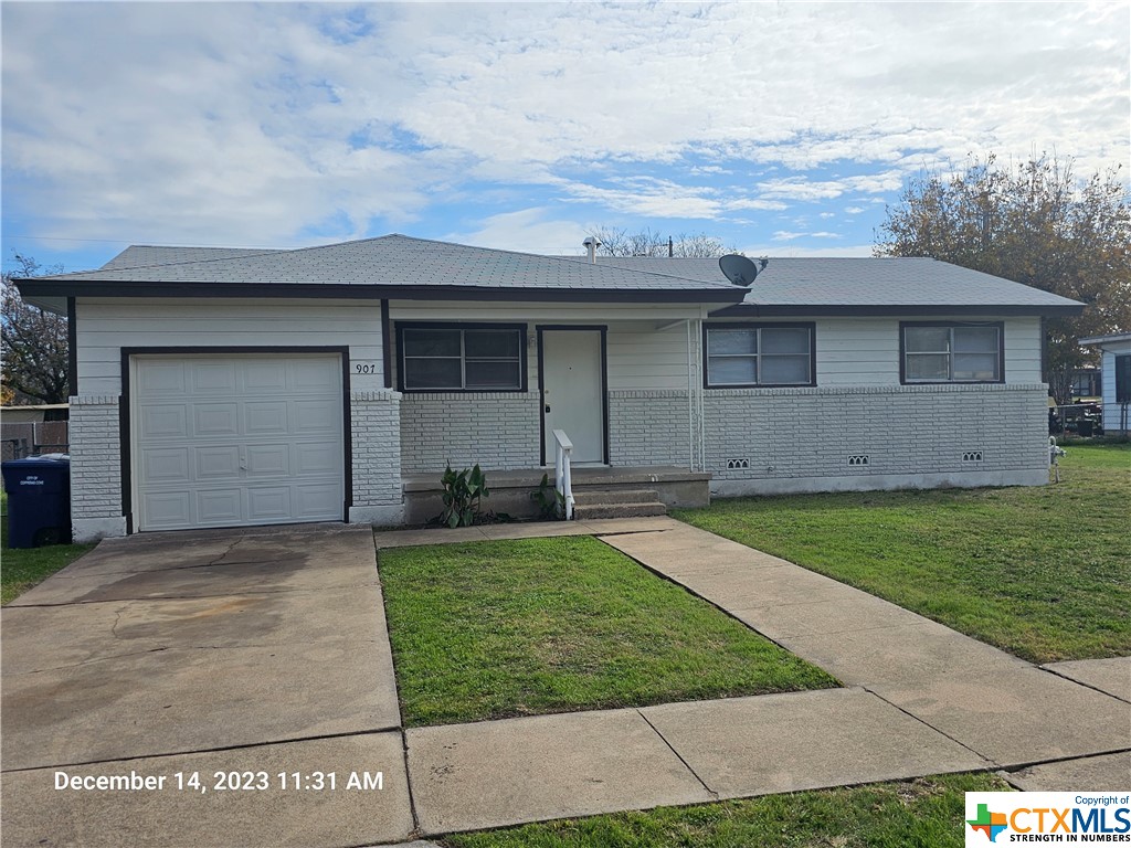 Mary St, Copperas Cove, TX 76522