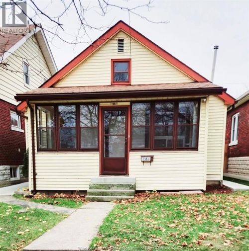 1561 York St, Windsor, ON, N8X1W5 | Card Image
