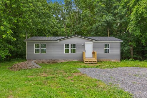 106 Annie Hollow Rd, Westmoreland, TN, 37186-2819 | Card Image