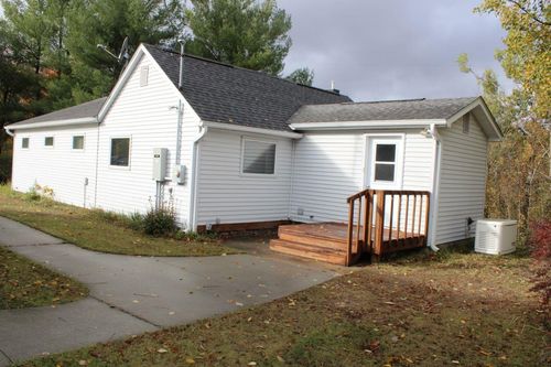 7348 Kellogg Rd Nw, Rapid City, MI, 49676-9523 | Card Image