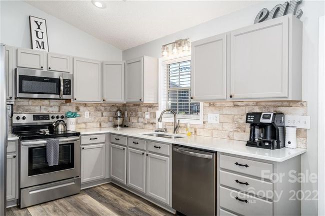 1469 Clear Creek Ln, House other with 3 bedrooms, 2 bathrooms and null parking in Newton NC | Image 6