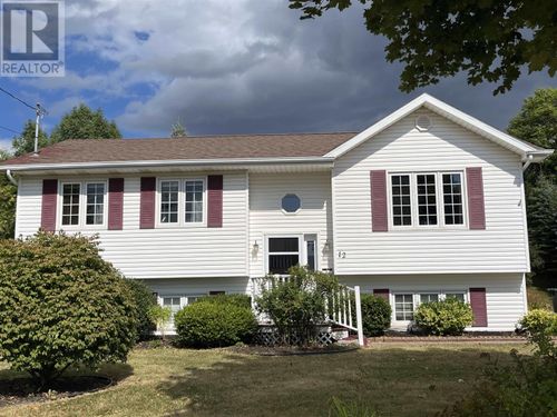 12 Doc Blanchard Cres, Charlottetown, PE, C1A9K3 | Card Image