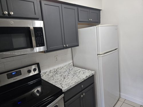 apt-4-4121 Nw 30th Ter, Lauderdale Lakes, FL, 33309-4313 | Card Image