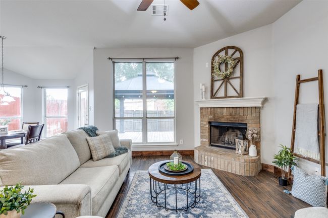 661 Mistymoor Ln, House other with 3 bedrooms, 2 bathrooms and null parking in Haslet TX | Image 6