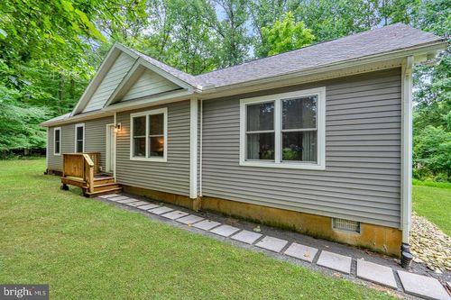 756 Norwood Rd, Downingtown, PA, 19335-3117 | Card Image