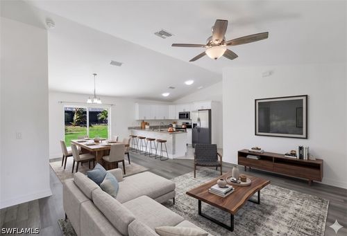 626 Nw 2nd Ln, Cape Coral, FL, 33993-2476 | Card Image