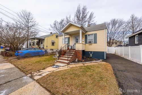 78 Spring St, WOODBRIDGE, NJ, 07095-2837 | Card Image