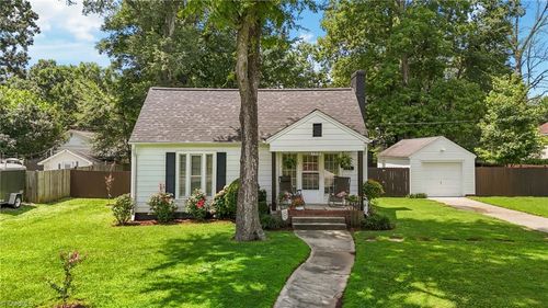 1510 W Davis St, Burlington, NC, 27215-2002 | Card Image