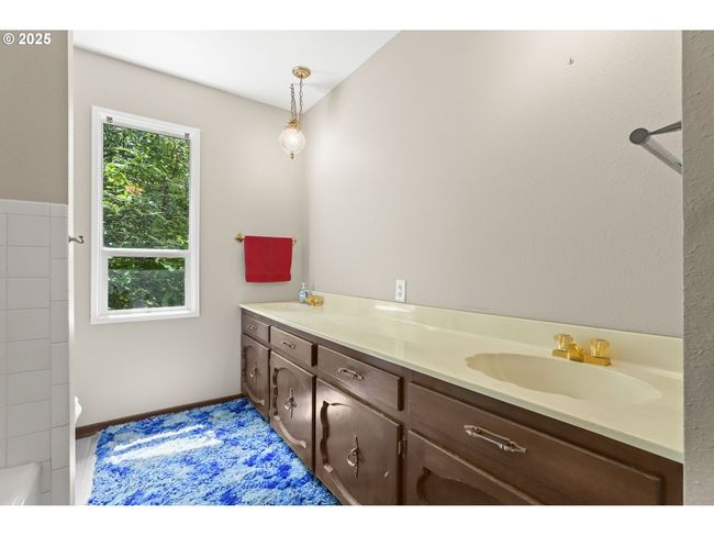 Bathroom, Attached-Double Sinks | Image 14