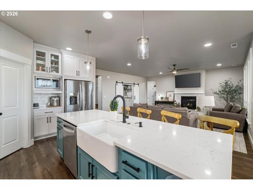 224 Rome St, Boardman, OR, 97818-8093 | Card Image