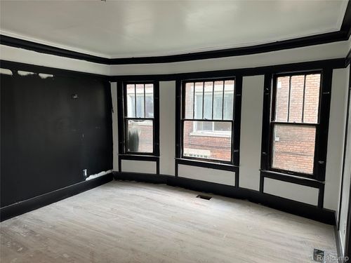 2310 Hazelwood St, Detroit, MI, 48206-2284 | Card Image