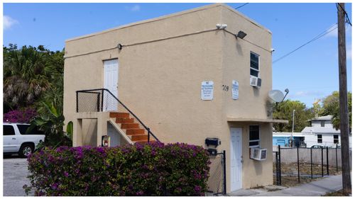 3-709 6th St, West Palm Beach, FL, 33401-3807 | Card Image