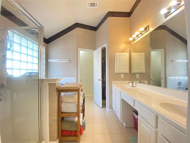 Master bathroom was two sinks and spacious closet. | Image 16