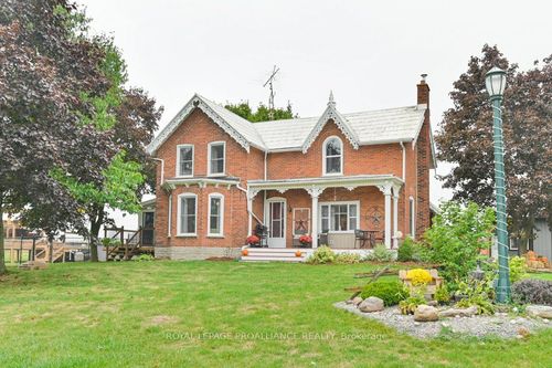 {{alt}} | Card Image