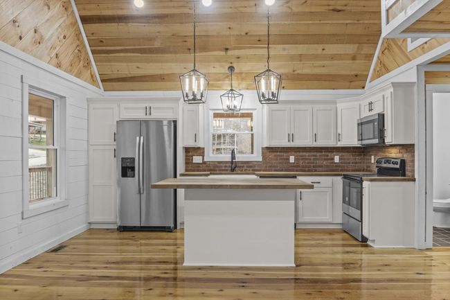255 Pumpkin Creek Cir, House other with 3 bedrooms, 3 bathrooms and null parking in Jamestown KY | Image 9