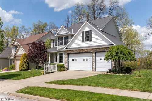 73 Quartz Ave, Peninsula, OH, 44264-9593 | Card Image