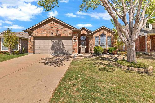 2649 Chadwick Dr, Fort Worth, TX, 76131-2080 | Card Image