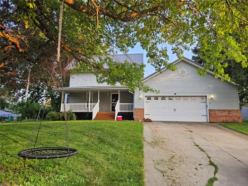101 Sunset Dr, Anamosa, IA, 52205-1234 | Card Image