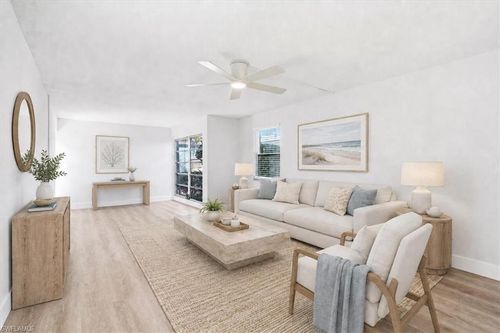 653-653 12th Ave S, NAPLES, FL, 34102 | Card Image