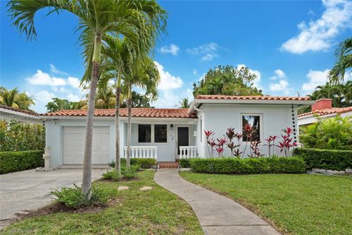 833 Tangier St, Coral Gables, FL, 33134-2431 | Card Image