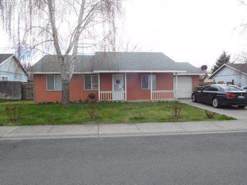 180 Ne 15th Ave, Milton-Freewater, OR, 97862-1683 | Card Image