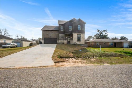 6413 N Ridgecrest Dr, Hitchcock, TX, 77563-2030 | Card Image