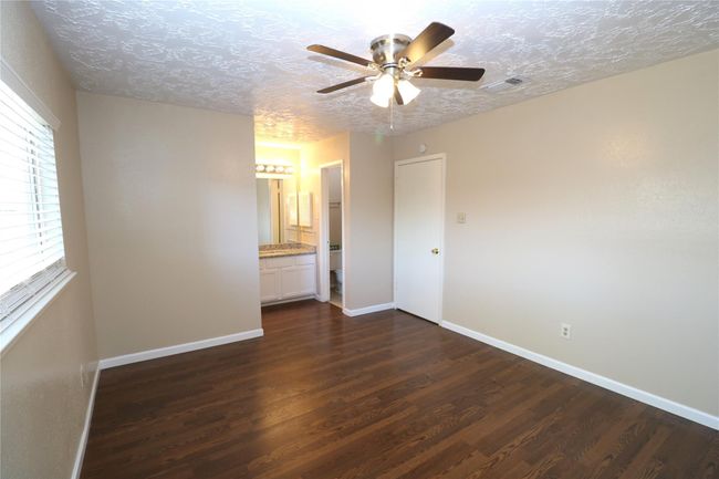 20123 Chipplegate Ln, House other with 3 bedrooms, 2 bathrooms and 2 parking in Humble TX | Image 21