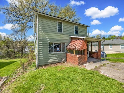 5042 Delehanty St, Lincoln Place, PA, 15207 | Card Image